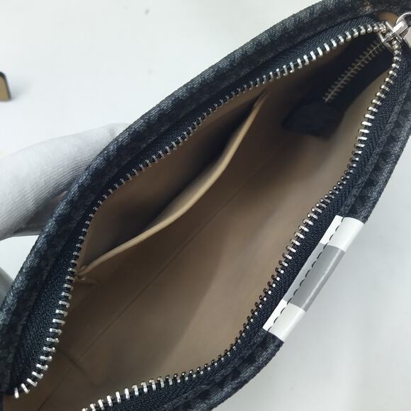 Michael Kors Black Logo Belt Bag Fits Phone With Stripe - NWT $98 - Picture 14 of 16